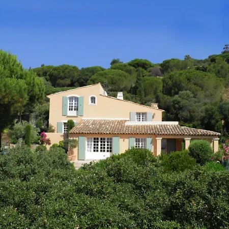 Вилла Saint-michel-lobservatoire Sleeps 8 Pool Wifi